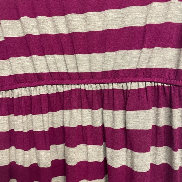 Purple and grey striped skater dress - Picture 3 of 3